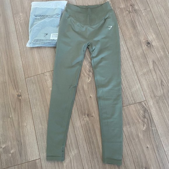 Like- new Gymshark SWEAT SEAMLESS LEGGINGS - Picture 8 of 10